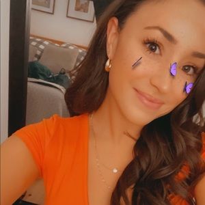 Meet your Posher, Gillian